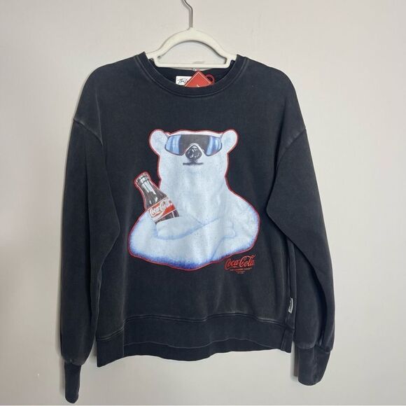 POLAR BEAR COCA COLA JUMPER IN Black The Laundry Room New - Picture 6 of 9
